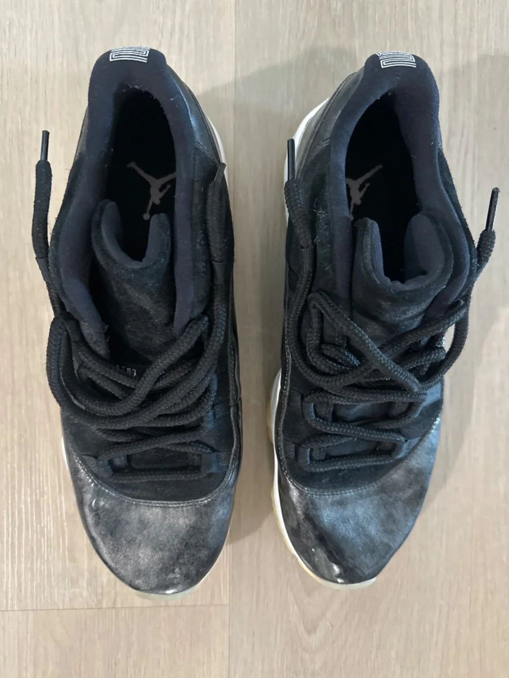 Air Jordan 11 Low